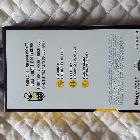 OTTERBOX CASE - LG Q6 - Picture 3 of 3